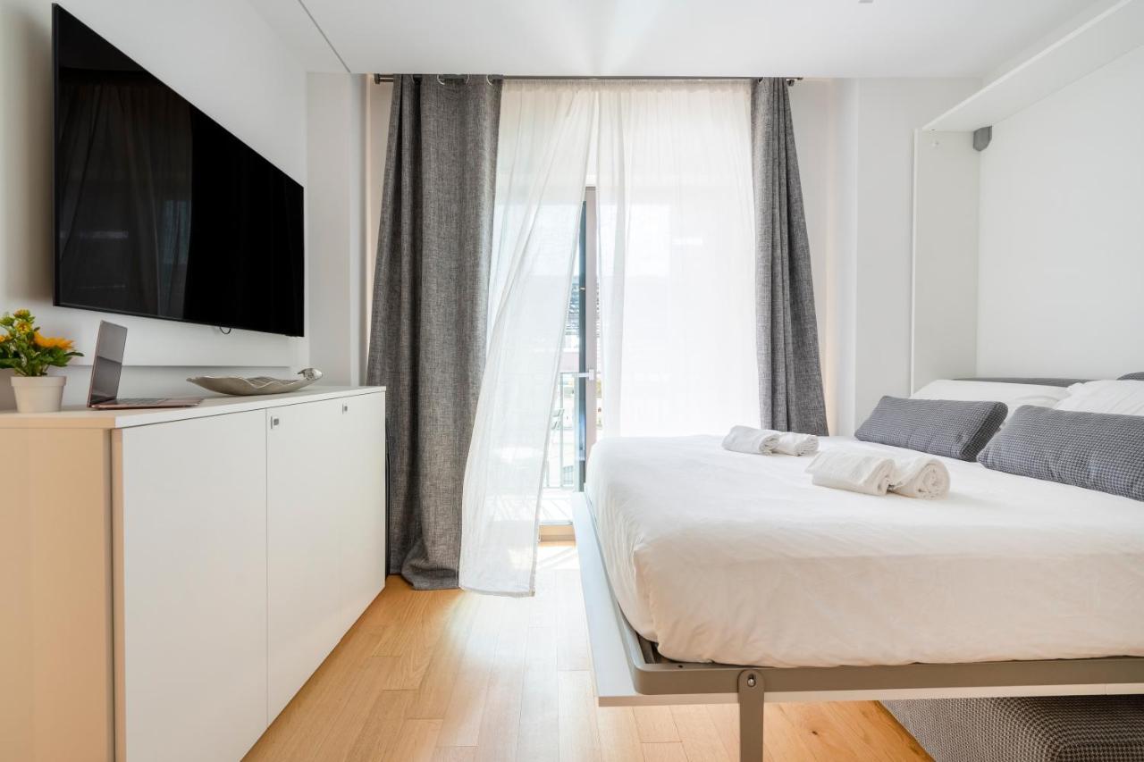 Twelve12 - Universita & Stazione Aparment バーリ エクステリア 写真