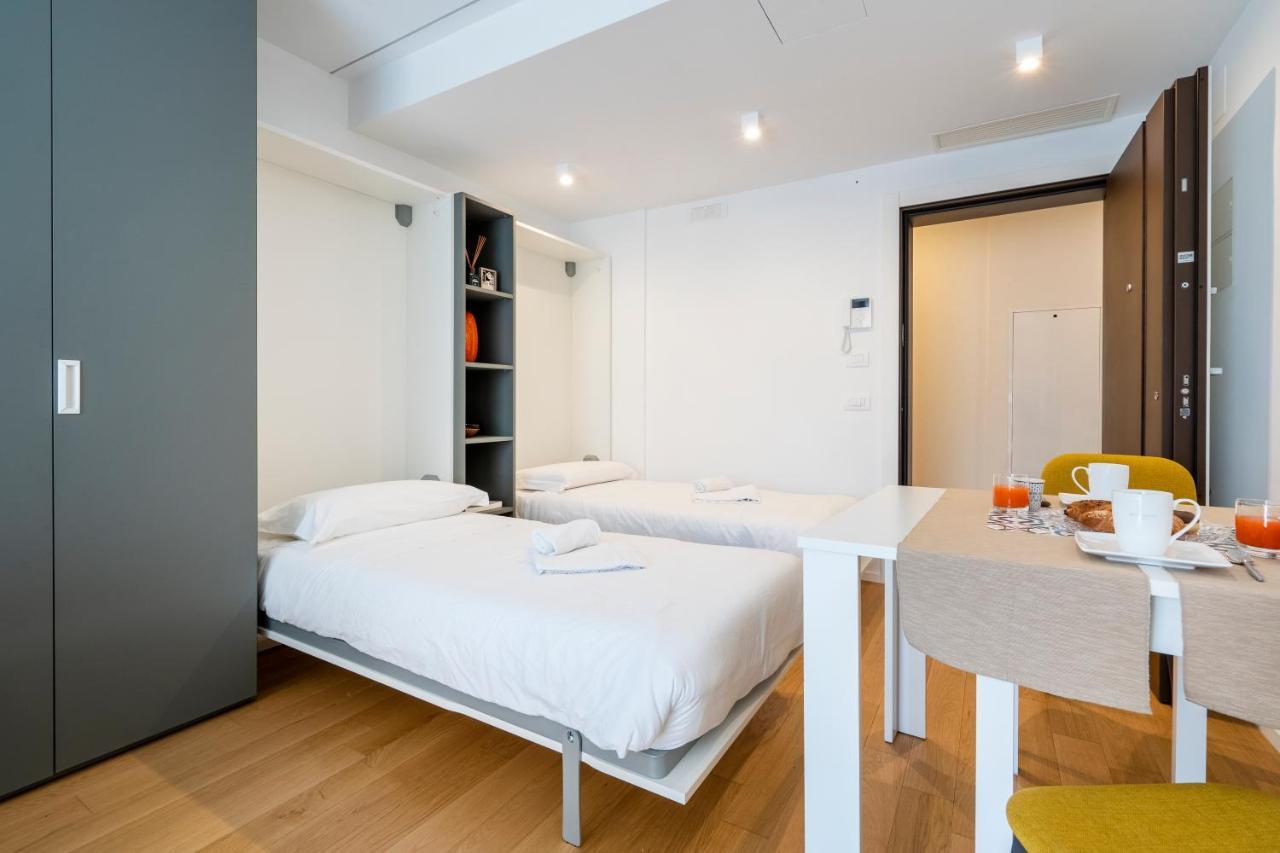 Twelve12 - Universita & Stazione Aparment バーリ エクステリア 写真